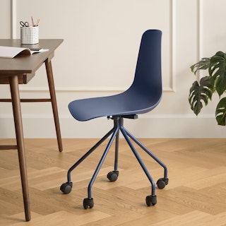 Svelti Office Chair - Berry Blue